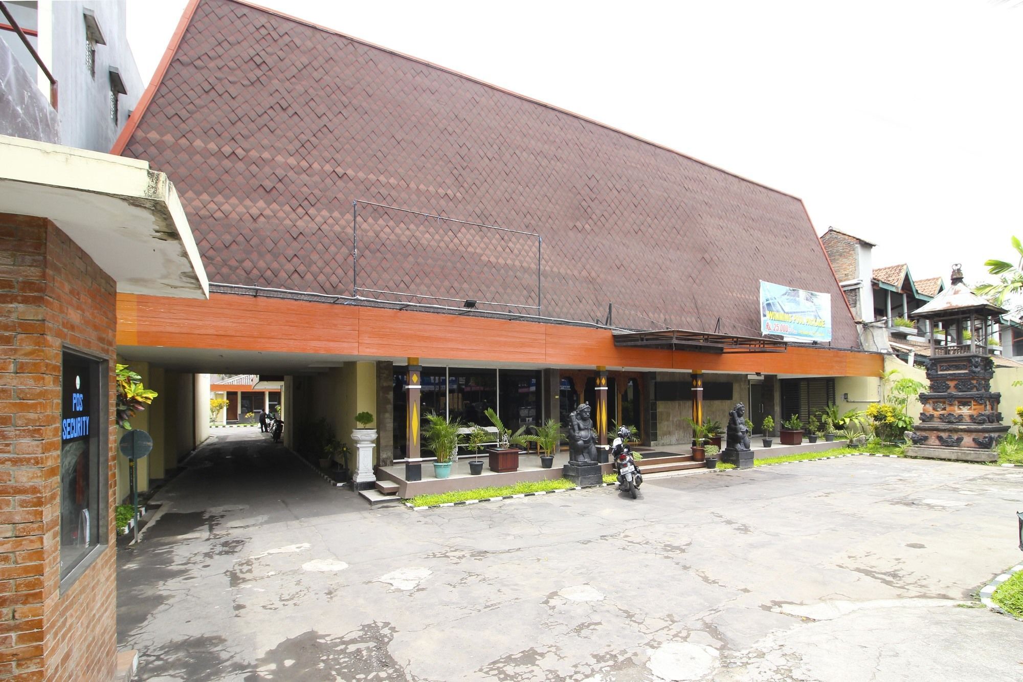 Reddoorz @ Solo Street Hotel Maguwo Ngoại thất bức ảnh